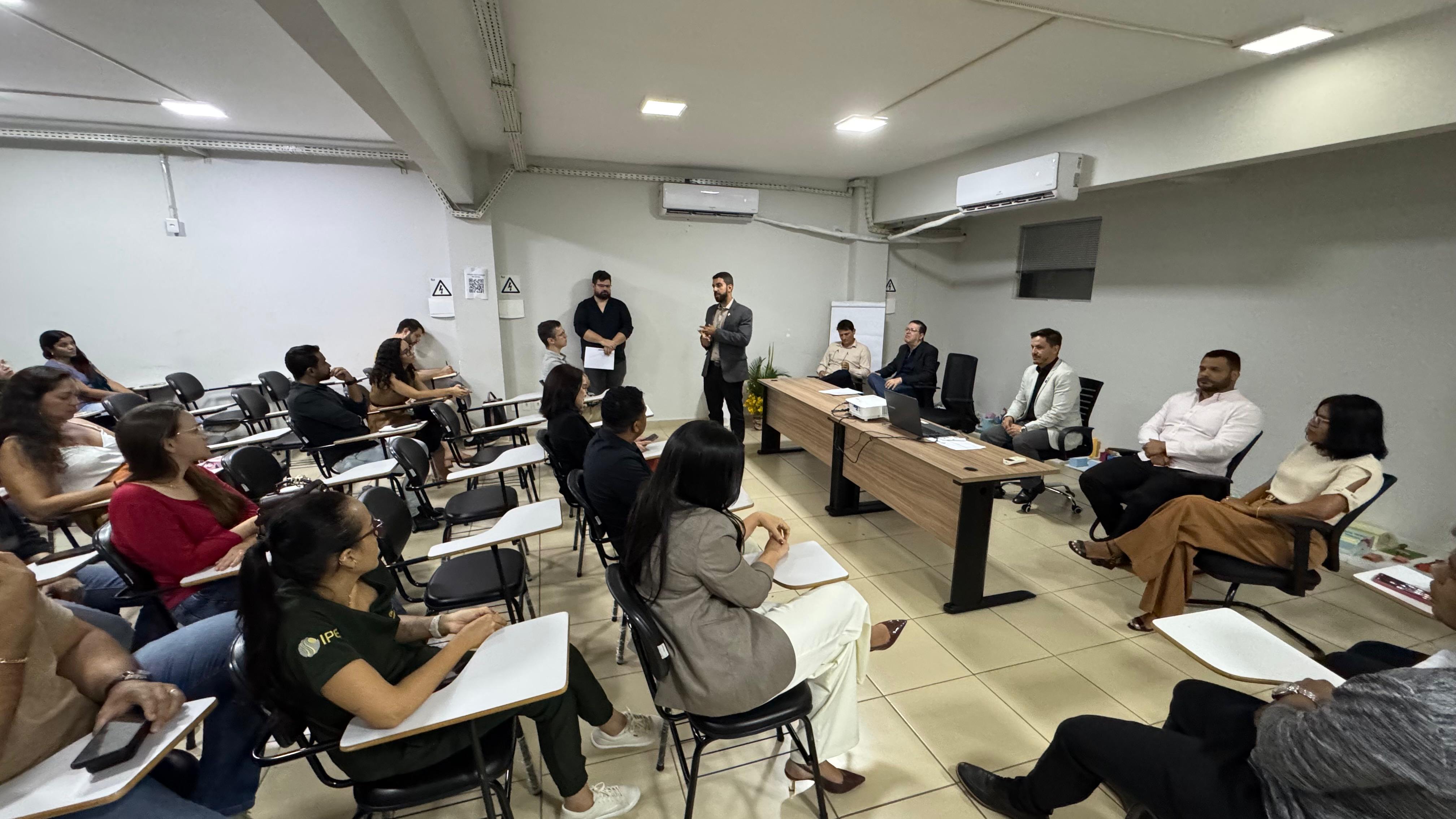 Contou com a participação de arquitetos e engenheiros