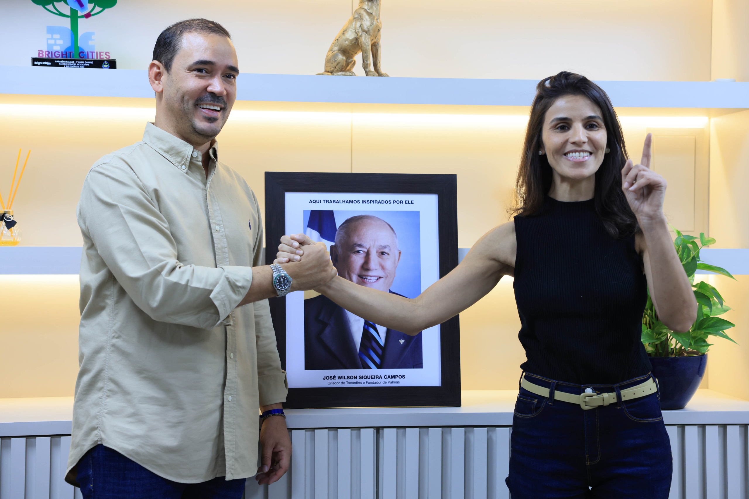 Secretária Gabriela e deputado Vicentinho Júnior anunciam recurso para 5 mil castrações de cães e gatos