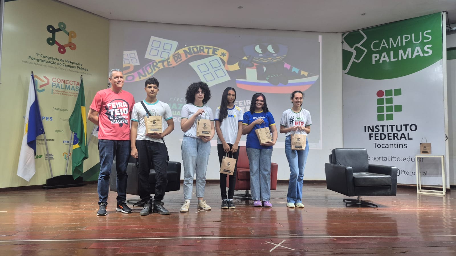 Estudantes da rede municipal de ensino de Palmas são premiadas em concurso cultural de histórias em quadrinhos