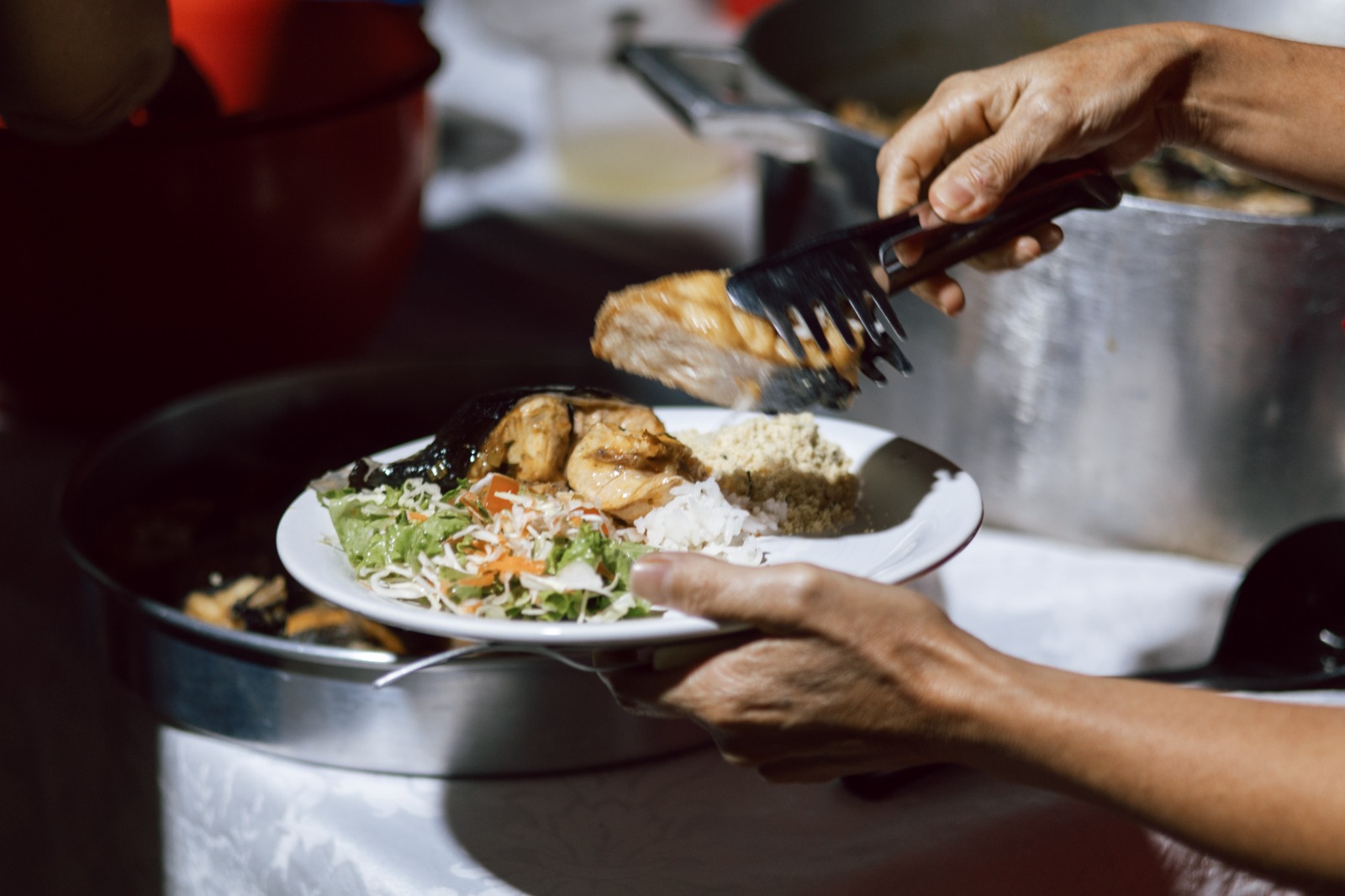 Programa de Aquisição de Alimentos oferece jantar beneficente a famílias da região sul de Palmas