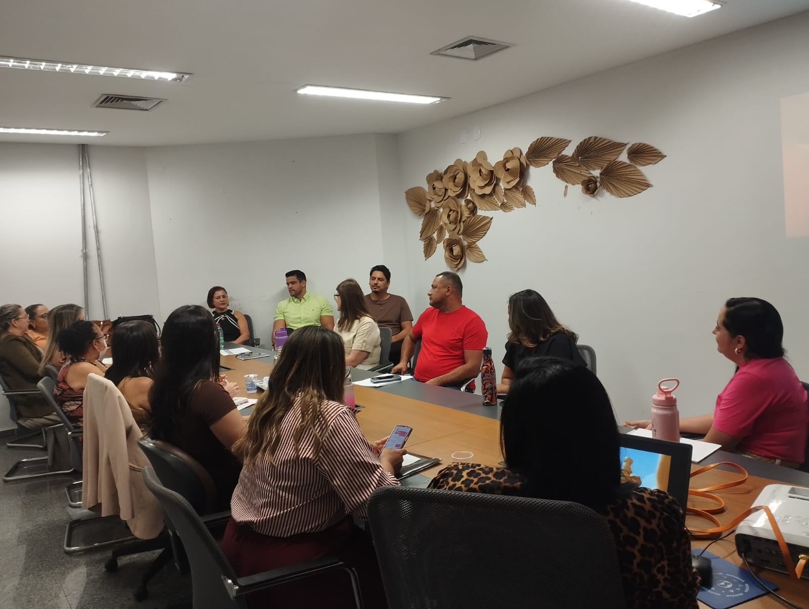 Desenvolvimento Social de Palmas promove reunião de alinhamento com equipes da Proteção Social Especial