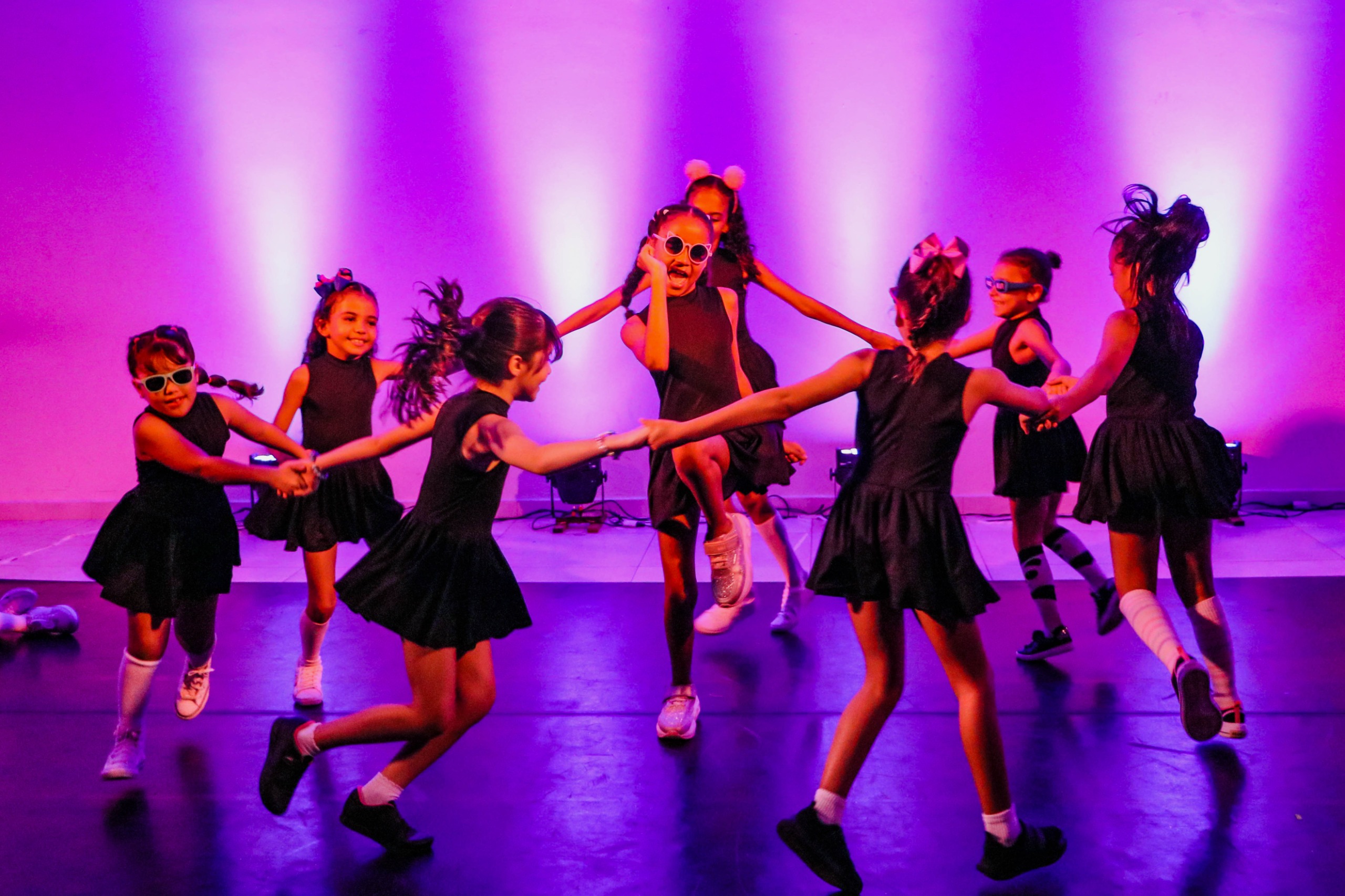 Oficinas de teatro, dança e música seguem com vagas disponíveis nos núcleos de cultura da FCP