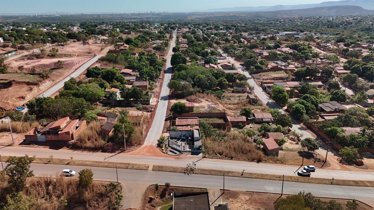 Com quase metade dos serviços já executados, obra de infraestrutura transforma realidade na Baixada do Aureny III