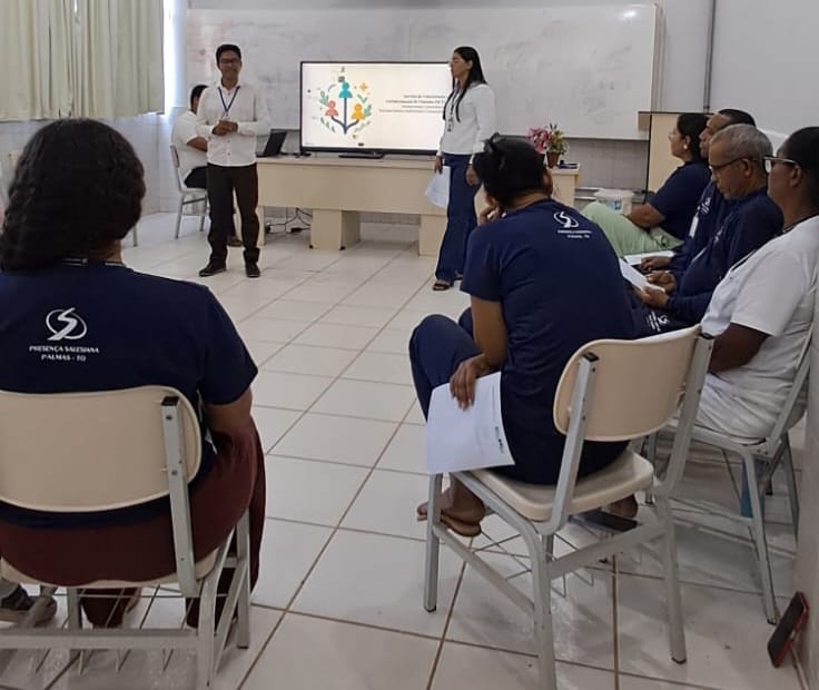 Cras Javaé capacita equipe do Centro Juvenil Salesiano Dom Bosco para qualificar atendimento a crianças e adolescentes