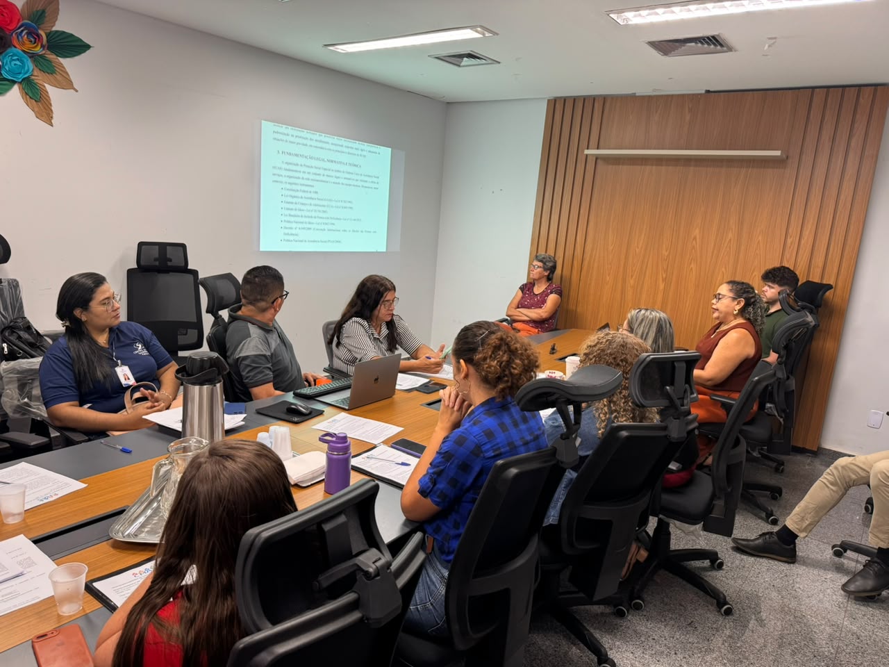 Conselho Municipal de Assistência Social delibera sobre ações e serviços de política municipal