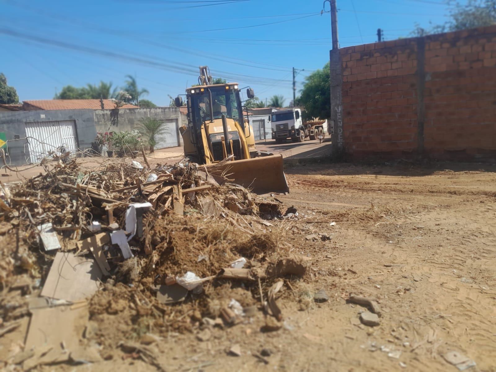 Região sul de Palmas recebe serviços de limpeza urbana nesta sexta, 21