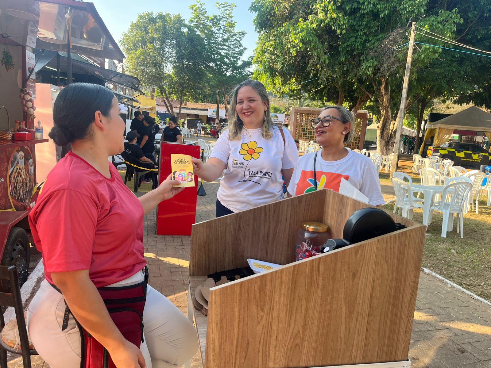 Prefeitura leva para Taquaruçu campanha de alerta sobre os riscos do trabalho infantil