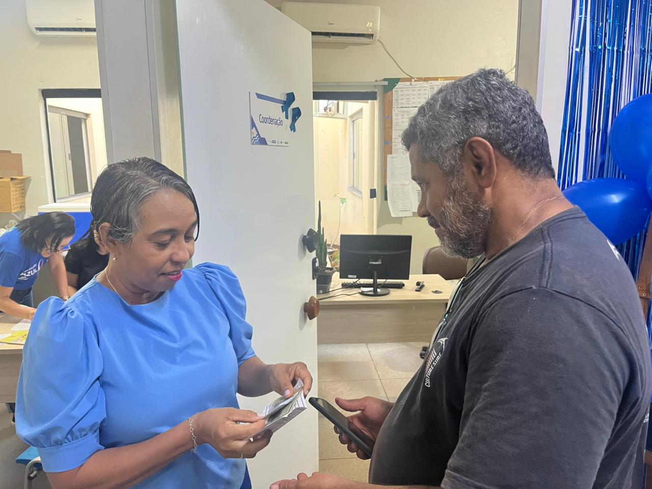 Orlando Ferreira Mota, 57 anos, conta que sua esposa o convenceu a participar das atividades