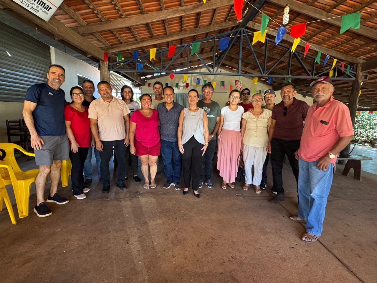 Comunidade de Taquaruçu Grande e presidente da Agtur, Ana Paula Setti Nogueira, iniciaram diálogo por potencial turístico da região