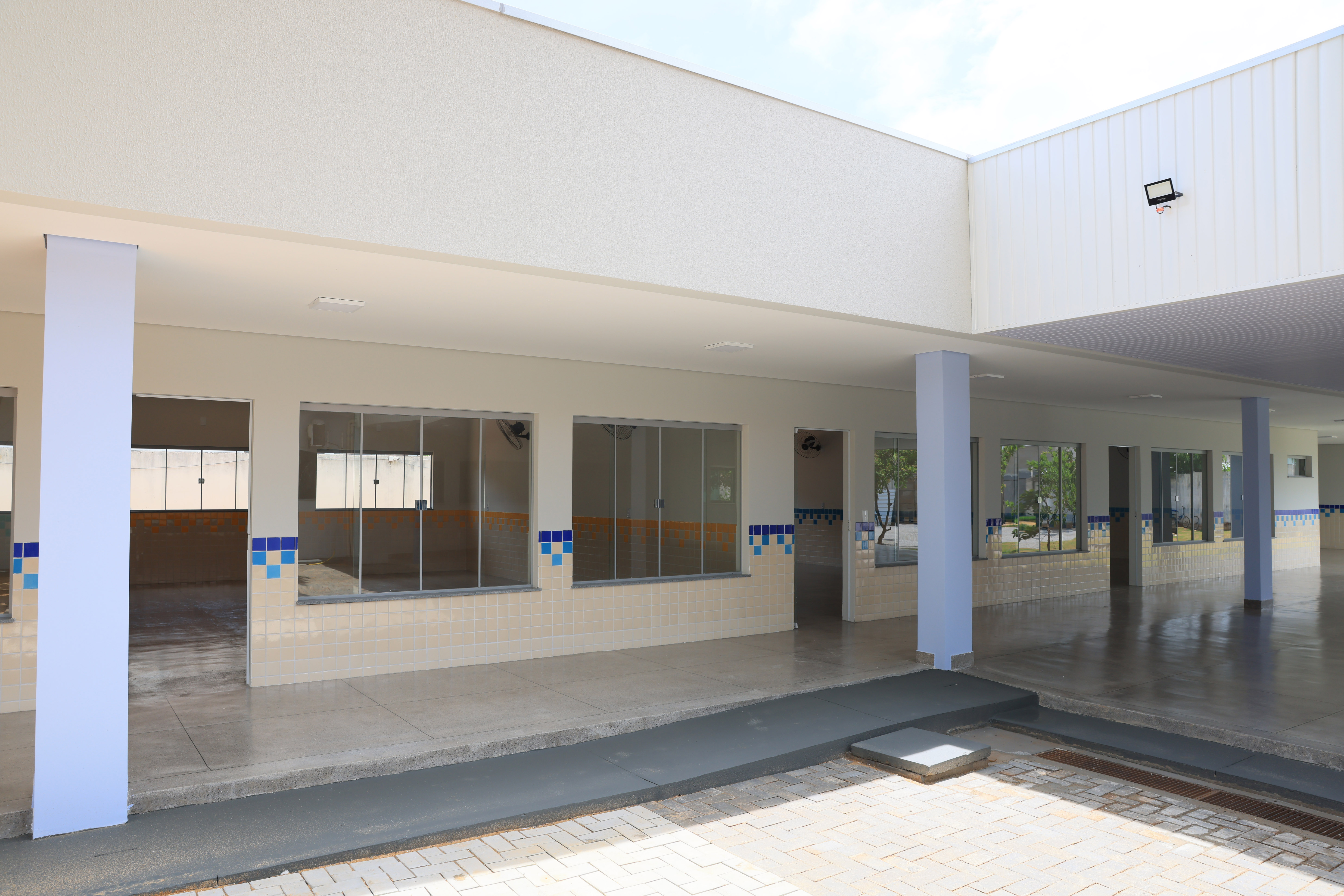 O Cmei Carrossel também passou por ampliação com a construção de quatro salas de aula, duas salas multiuso, sanitários e lavanderia