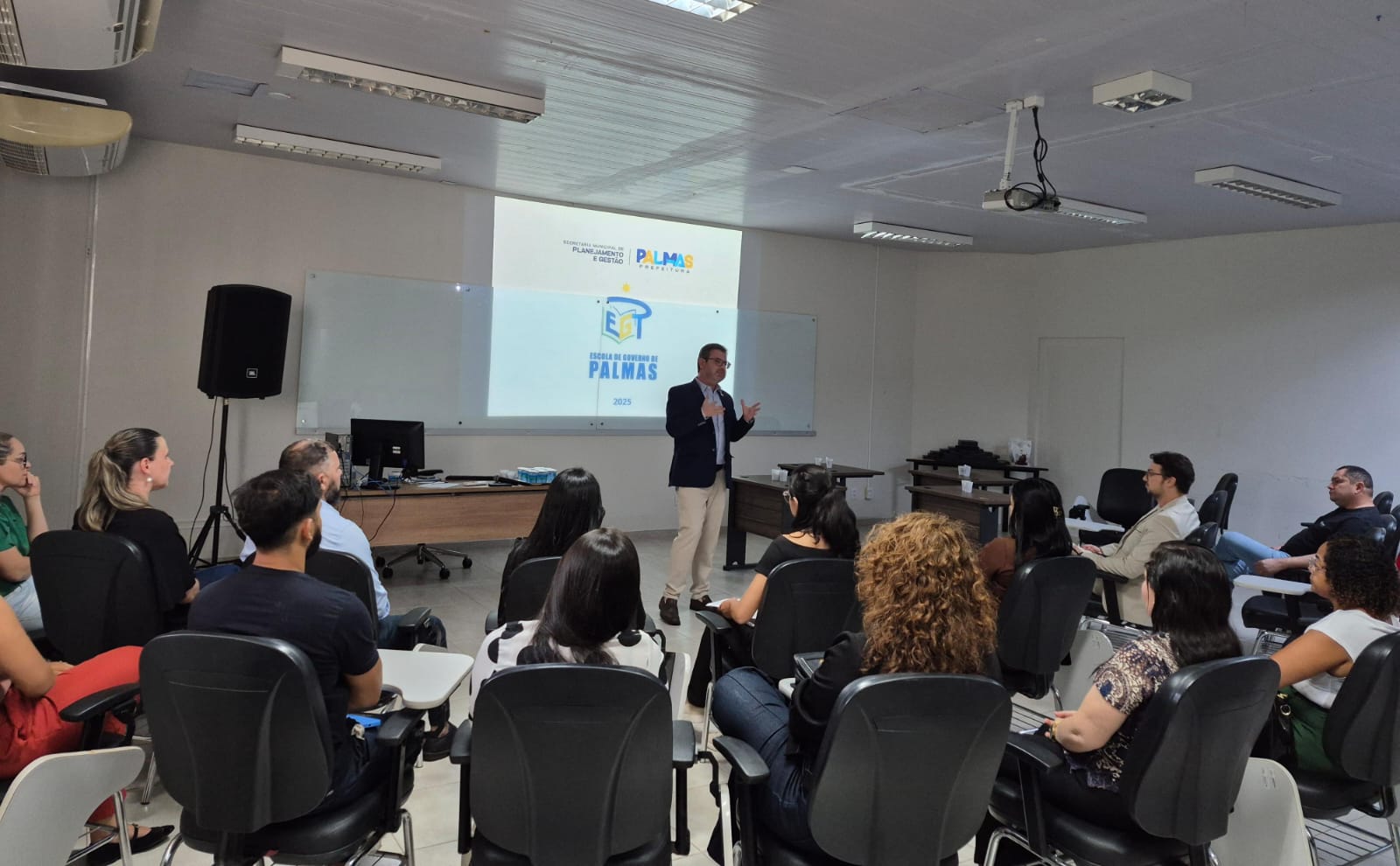 Prefeitura capacitou mais de mil servidores em 2025 pela Escola de Governo de Palmas