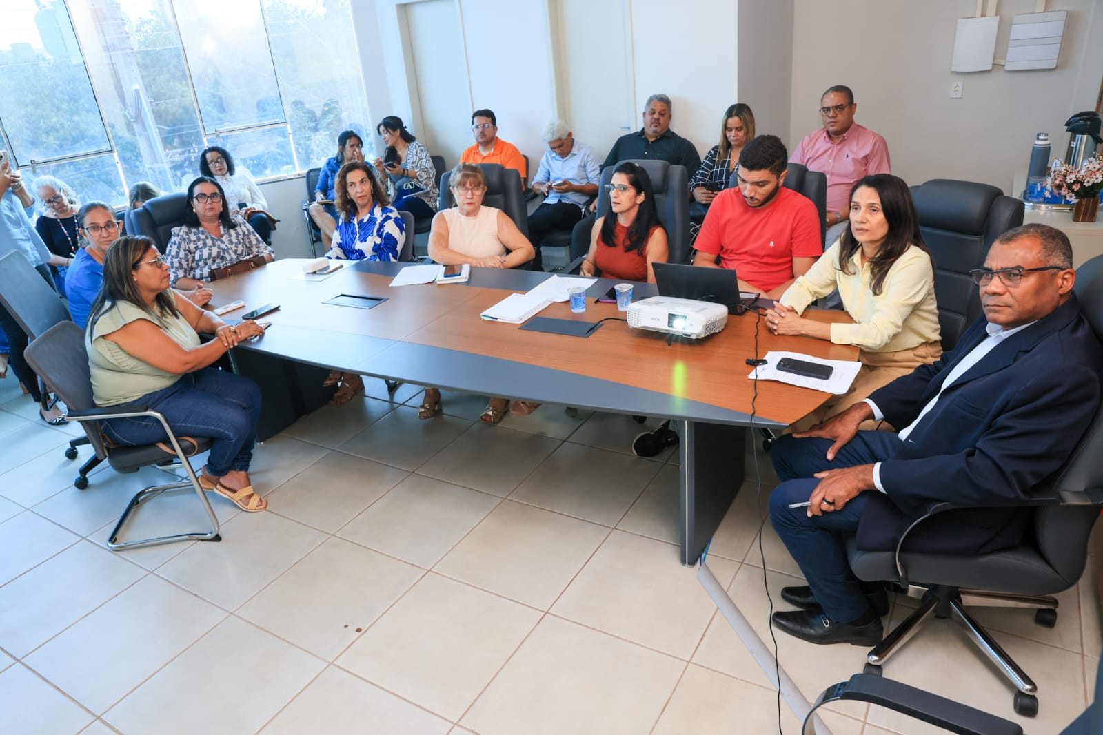 Gestores se reuniram na tarde desta quinta-feira, 28, para fazer a checagem dos serviços e ações do Dia D - Foto Lia Mara
