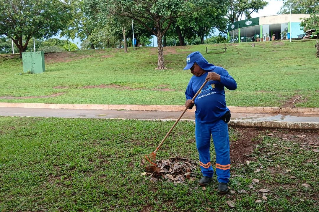 Prefeitura de Palmas realiza manutenção de parques e praças nesta sexta-feira, 10