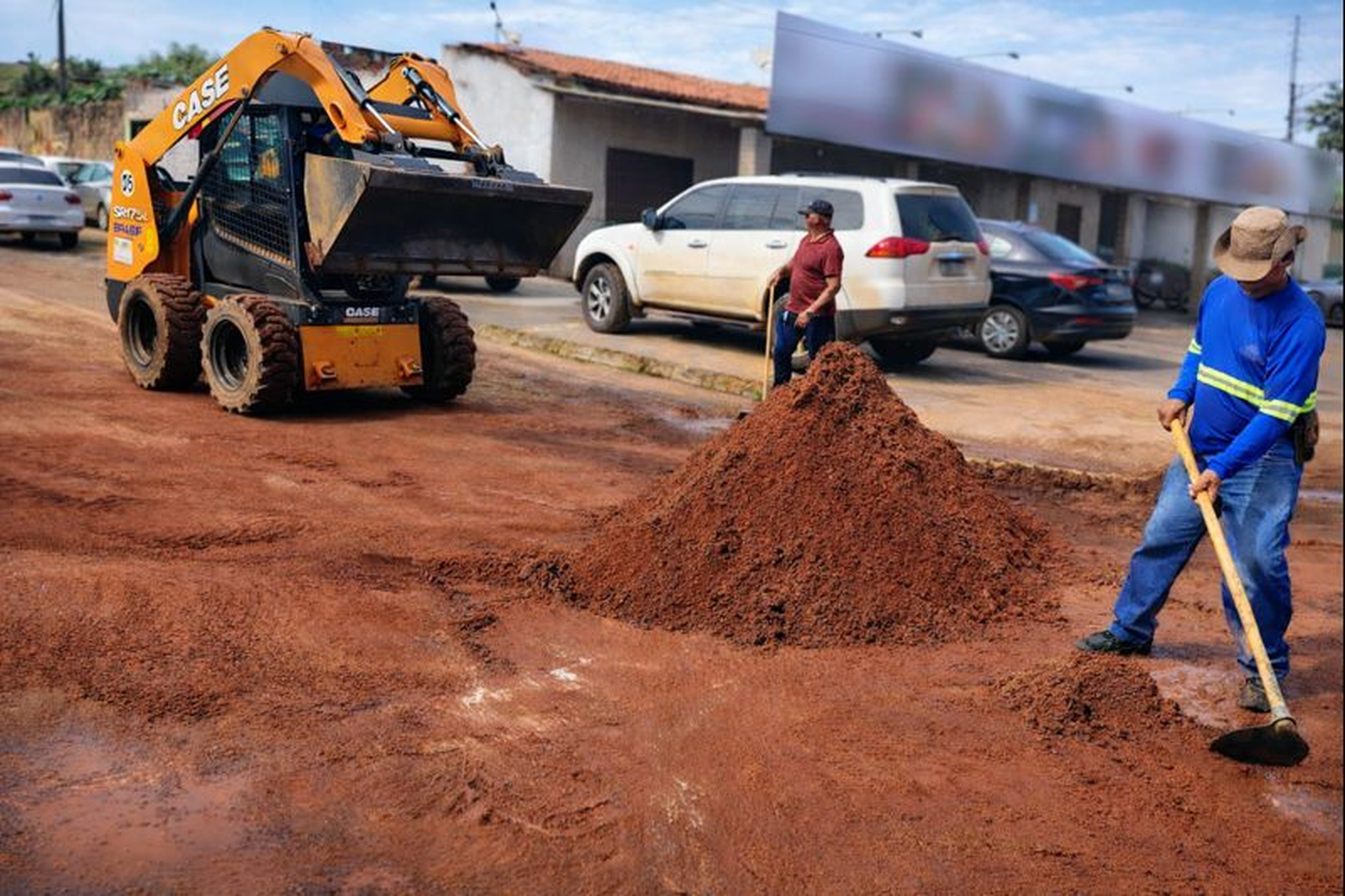 Prefeitura intensifica serviços de limpeza pública em setores da região sul da Capital